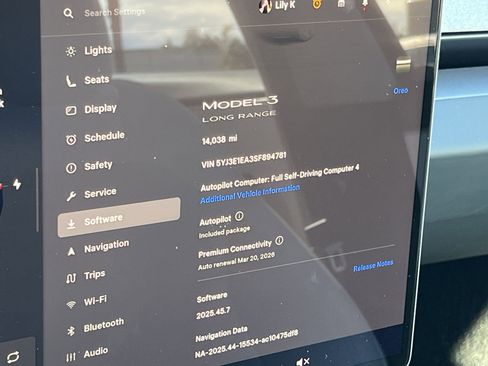 Used 2025 Tesla Model 3 Long Range image 21