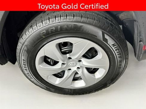 Certified 2024 Toyota RAV4 LE AWD/4WD image 33