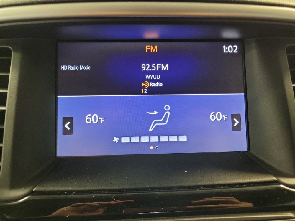 Used 2020 Nissan Pathfinder S AWD/4WD image 25