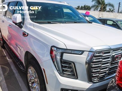 Used 2025 GMC Yukon XL Denali