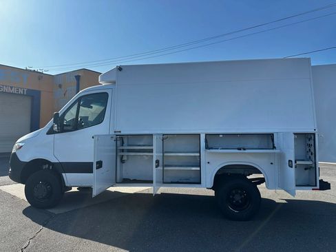 Used 2023 Mercedes-Benz Sprinter 3500 w/ Acoustic Package image 21