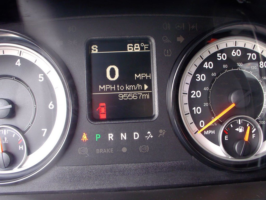 Used 2018 RAM 2500 Tradesman w/ Chrome Appearance Group AWD/4WD image 11