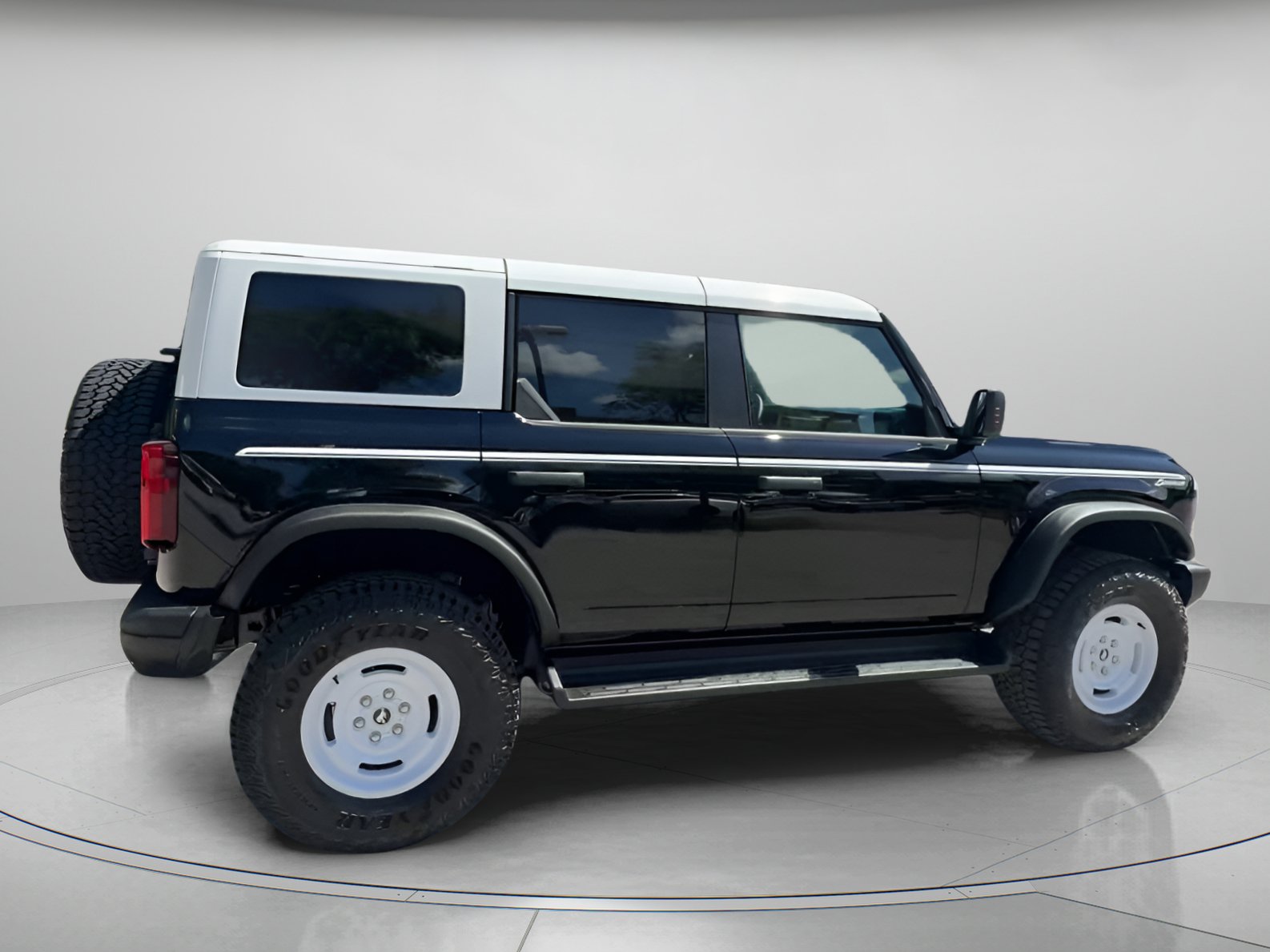 New 2026 Ford Bronco Heritage Edition AWD/4WD image 35