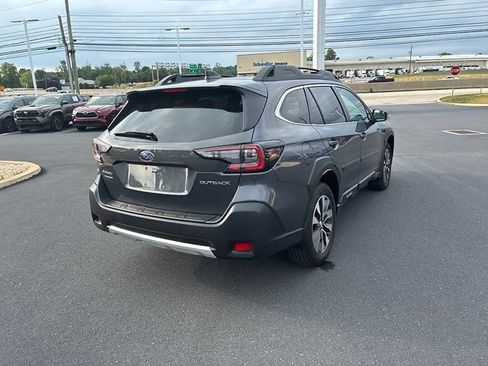 Used 2023 Subaru Outback Limited AWD/4WD image 10