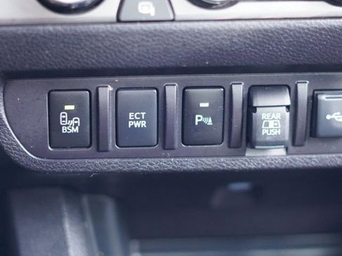 Used 2023 Toyota Tacoma TRD Off-Road w/ TRD Premium Off Road Package image 34