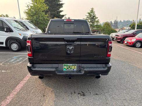 Used 2020 RAM 1500 Limited w/ Black Appearance Package AWD/4WD image 8
