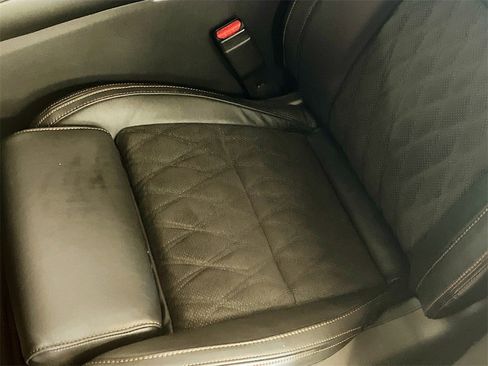 Used 2023 Nissan Maxima SR w/ Sport Mat Group image 20