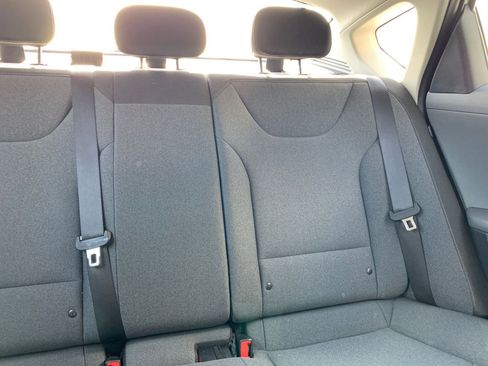 Used 2025 Kia K4 LXS image 37