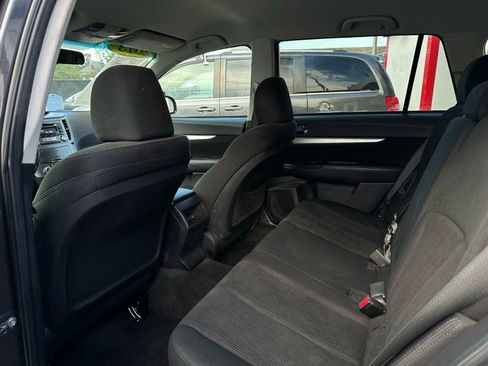 Used 2013 Subaru Outback 2.5i Premium image 11