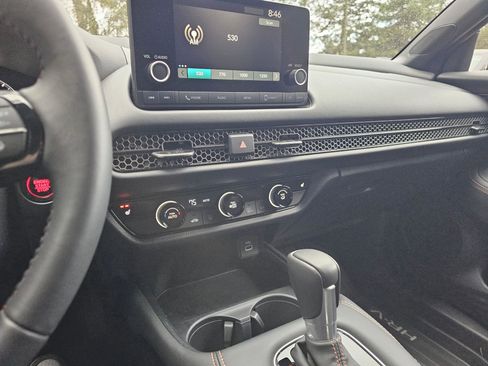 Certified 2025 Honda HR-V Sport image 25