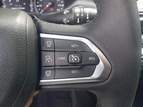 Used 2026 Jeep Compass Limited AWD/4WD image 6