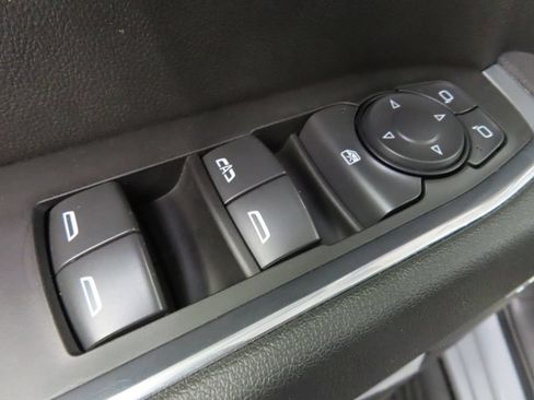 Used 2025 Chevrolet Silverado 1500 RST AWD/4WD image 77