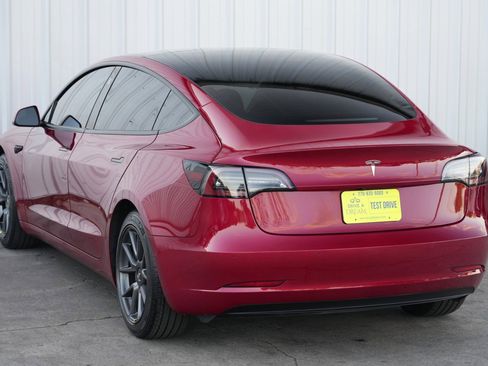 Used 2022 Tesla Model 3 Standard Range image 51