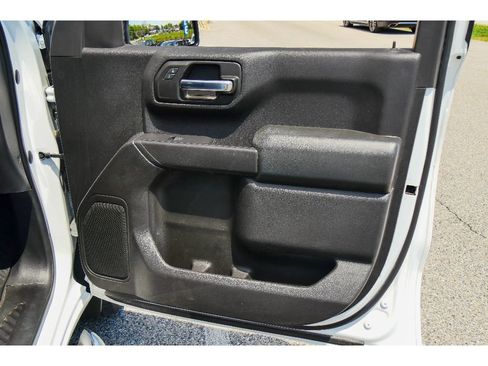 Used 2019 Chevrolet Silverado 1500 Custom w/ Custom Value Package AWD/4WD image 15