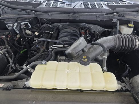 Used 2024 Ford F150 XLT w/ Equipment Group 302A MID AWD/4WD image 9