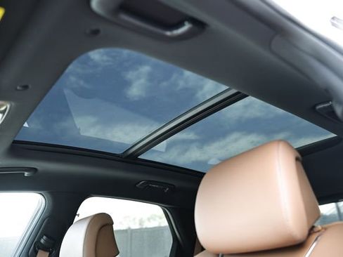 New 2026 Genesis GV70 2.5T Advanced image 15