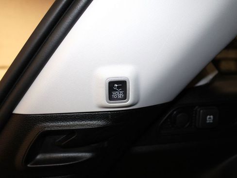 Used 2023 Jeep Grand Cherokee Limited w/ Trailer Tow Prep Group (B) image 34