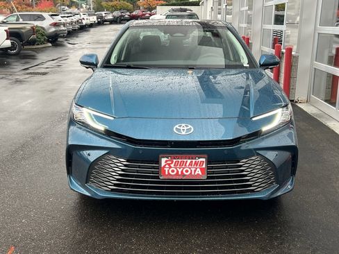 New 2026 Toyota Camry XLE image 5