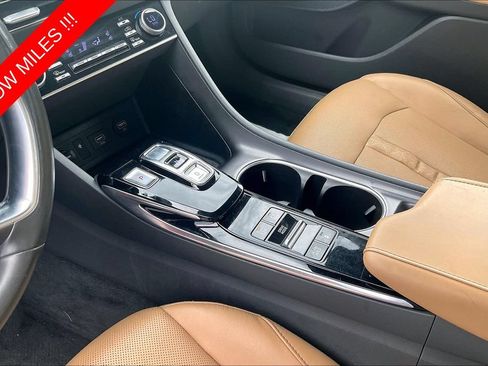 Used 2020 Hyundai Sonata Limited FWD image 17