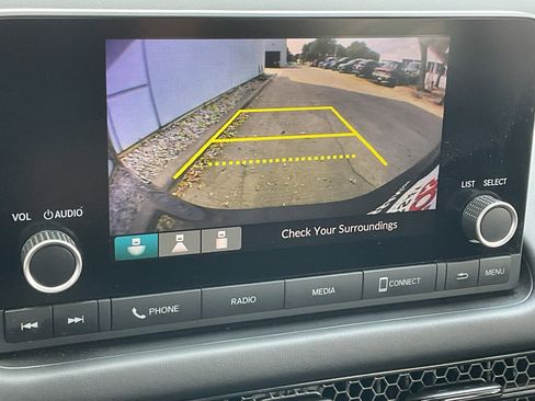 Used 2025 Honda HR-V LX image 29