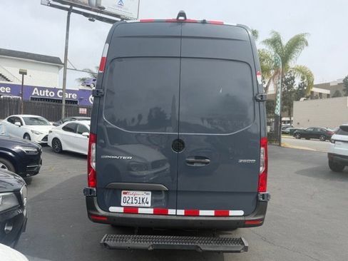 Used 2019 Mercedes-Benz Sprinter 170 image 3