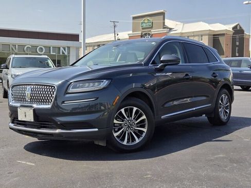 Used 2023 Lincoln Nautilus AWD w/ Premium Package image 23