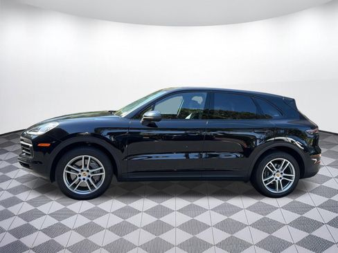 Used 2023 Porsche Cayenne AWD/4WD image 2