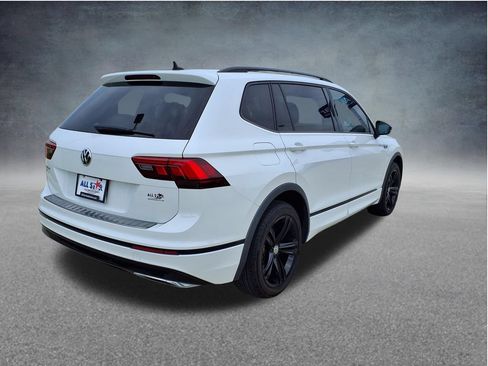 Used 2019 Volkswagen Tiguan S FWD image 15