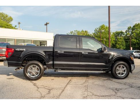 Used 2025 Ford F150 XLT w/ Equipment Group 301A Standard AWD/4WD image 9