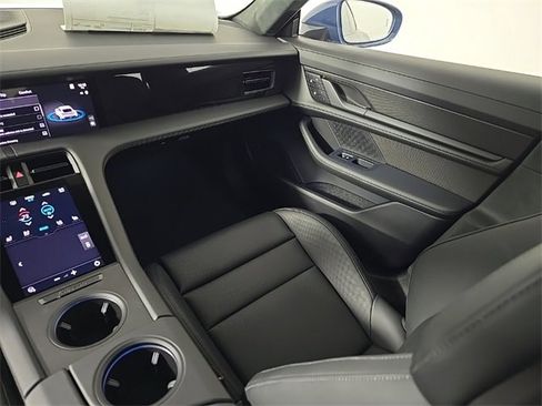 New 2025 Porsche Taycan GTS image 24