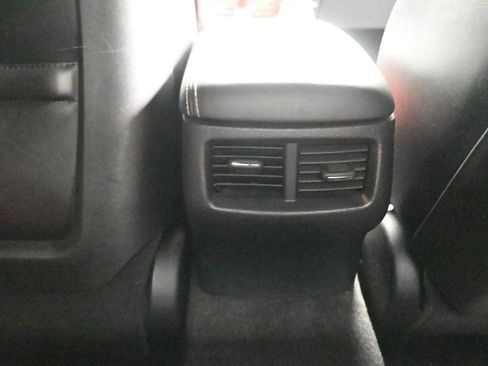 Used 2016 Dodge Challenger SRT Hellcat image 49