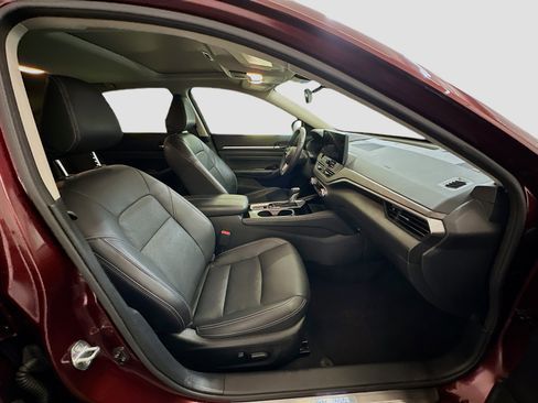 Used 2023 Nissan Altima 2.5 SL image 33