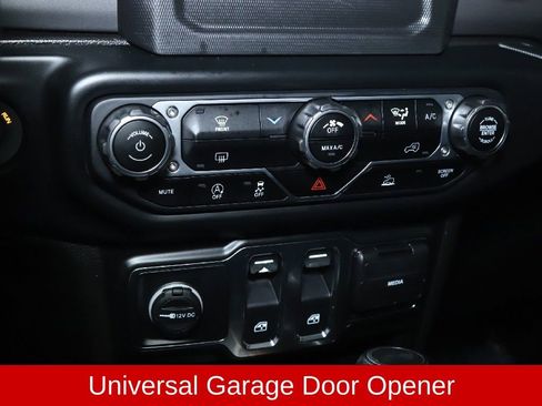 Used 2022 Jeep Wrangler Sport AWD/4WD image 25