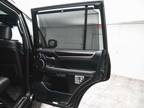 Used 2021 Lexus LX 570 4WD w/ Sport Package image 15