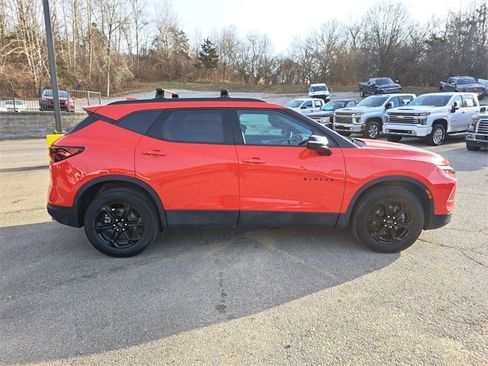 Used 2024 Chevrolet Blazer LT w/ Midnight/Sport Edition image 6