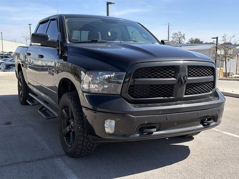 Used 2018 RAM 1500 Lone Star image 3