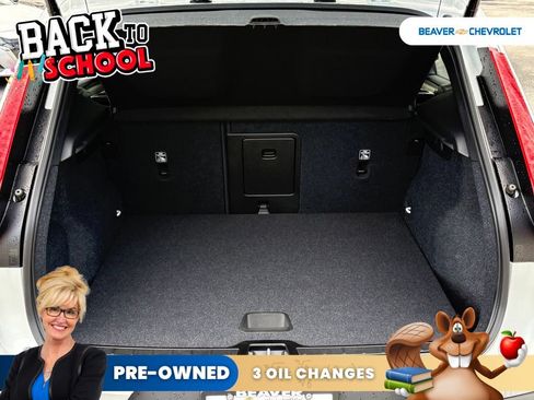 Used 2026 Volvo XC40 B4 Core FWD image 11