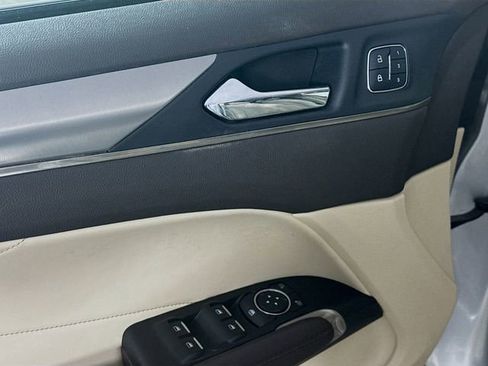 Used 2017 Lincoln MKC Premiere image 21