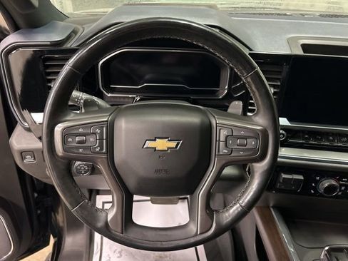 Used 2024 Chevrolet Silverado 1500 High Country w/ Technology Package image 17