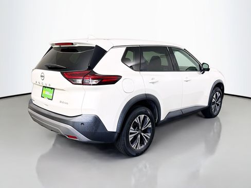 Used 2021 Nissan Rogue SV AWD/4WD image 10