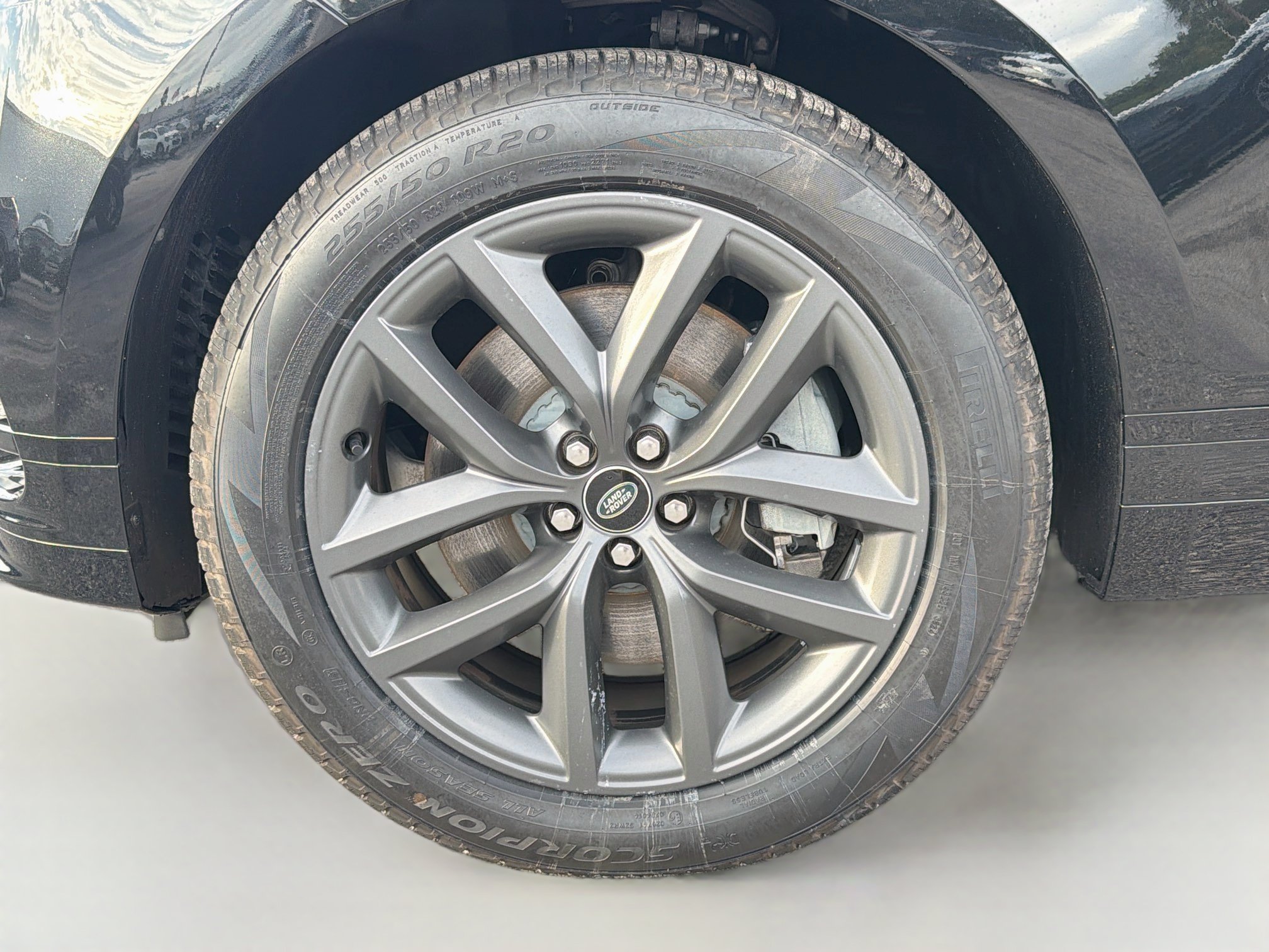 Used 2024 Land Rover Range Rover Velar Dynamic SE AWD/4WD image 42