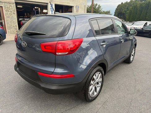 Used 2016 Kia Sportage LX AWD/4WD image 9