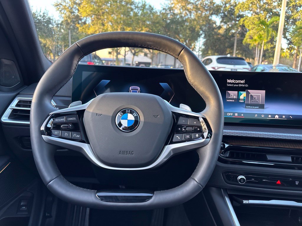 Used 2025 BMW 330i xDrive Sedan AWD/4WD image 21