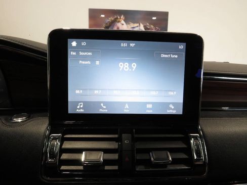 Used 2018 Lincoln Navigator Reserve w/ Technology Package AWD/4WD image 22