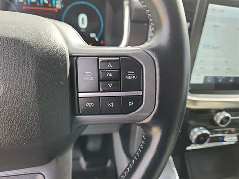 Used 2022 Ford F150 Lariat w/ Max Trailer Tow Package image 23