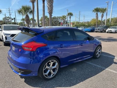 Used 2015 Ford Focus ST image 3