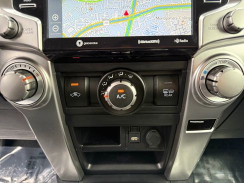 Used 2023 Toyota 4Runner TRD Sport w/ Technology Package AWD/4WD image 17