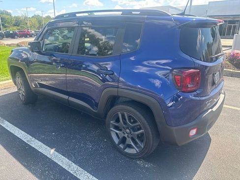Used 2019 Jeep Renegade Limited w/ Quick Order Package 22P AWD/4WD image 3