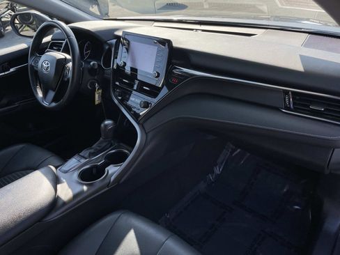 Used 2023 Toyota Camry SE image 25