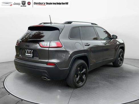 Used 2019 Jeep Cherokee Altitude image 6
